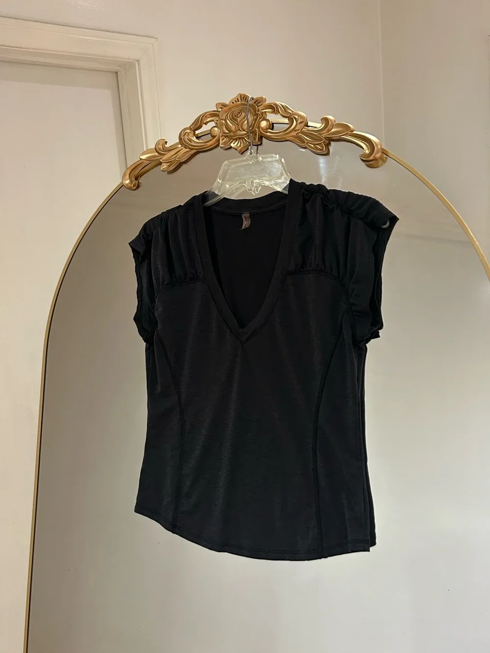 Free People Movement True North Gray Heather V-Neck Ruched Tee Shirt, Size M